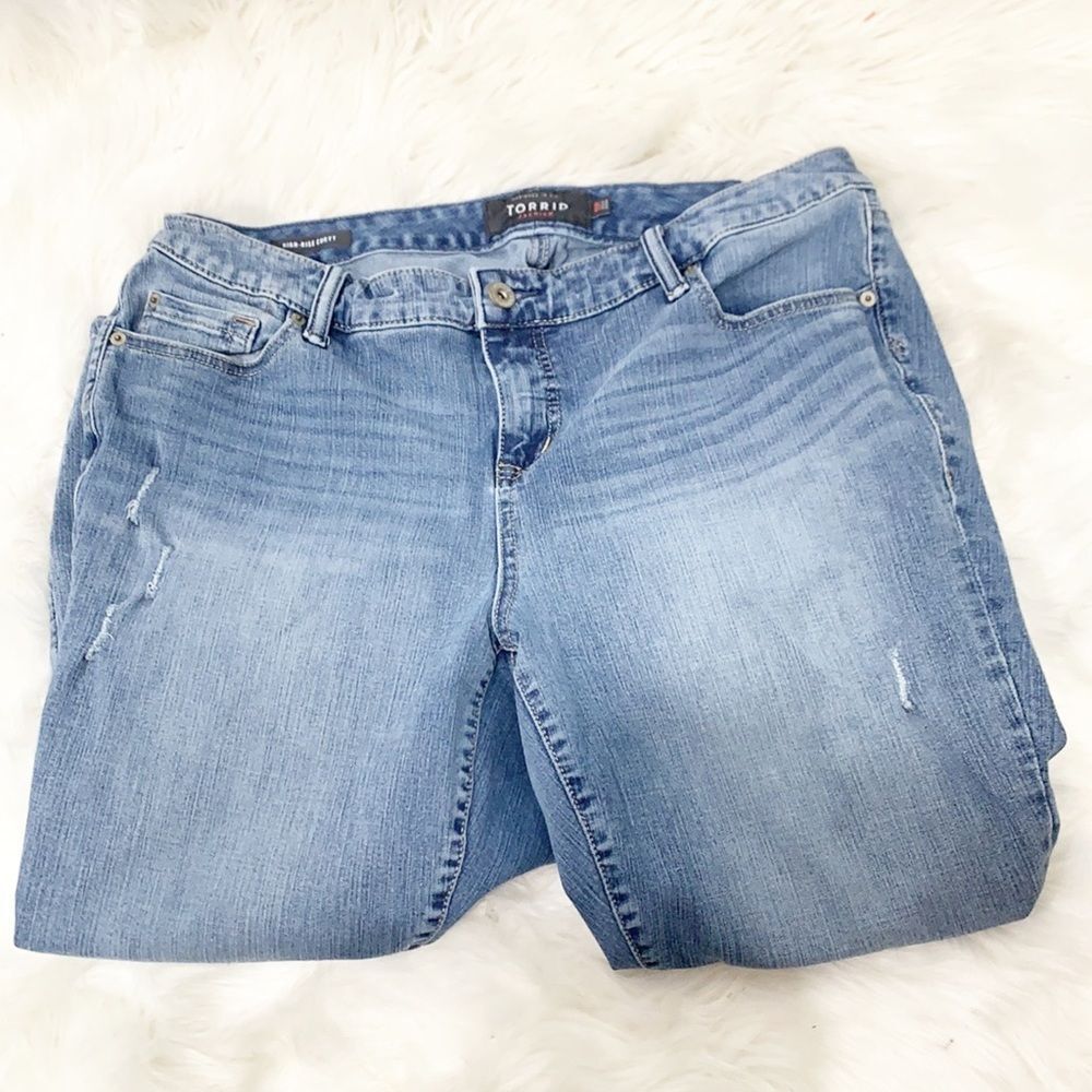Torrid Distressed Ankle Skinny Jean Light Wash 18 - Picture 8 of 13